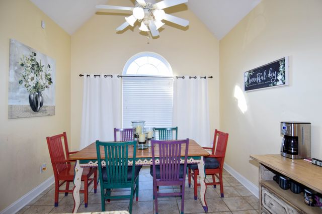 1415 Harrington Dr, Gallatin, TN 37066