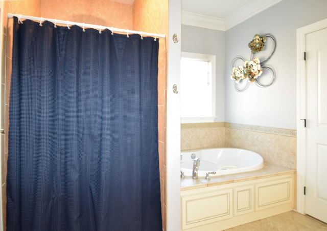 1415 Harrington Dr, Gallatin, TN 37066