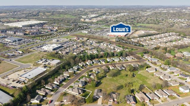 1415 Harrington Dr, Gallatin, TN 37066