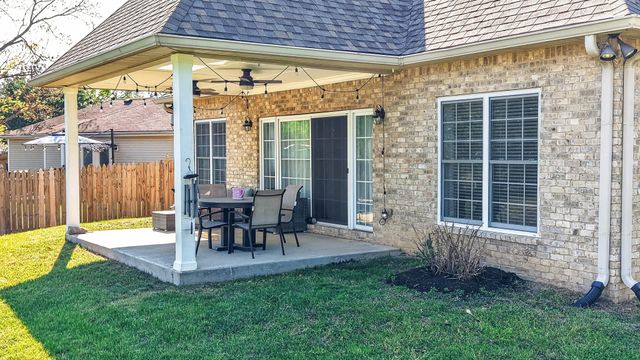 1415 Harrington Dr, Gallatin, TN 37066