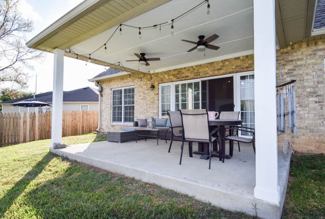 1415 Harrington Dr, Gallatin, TN 37066
