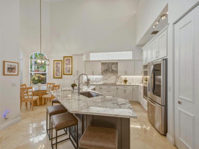 9814 Coronado Lake Drive, Boynton Beach, FL 33437