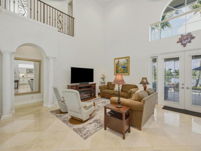 9814 Coronado Lake Drive, Boynton Beach, FL 33437