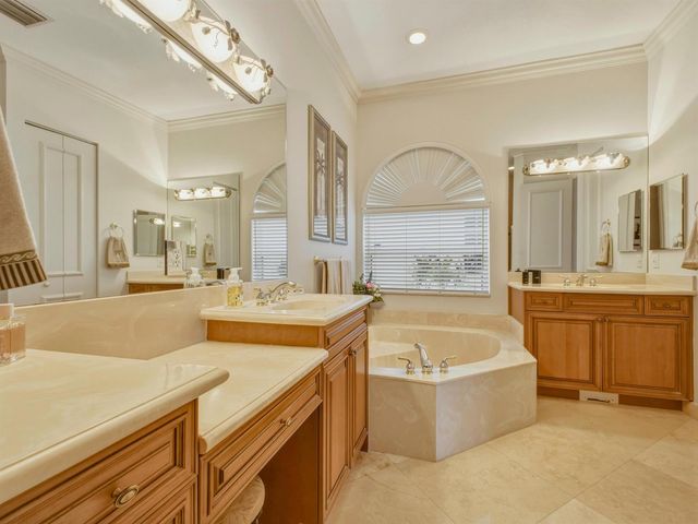 9814 Coronado Lake Drive, Boynton Beach, FL 33437