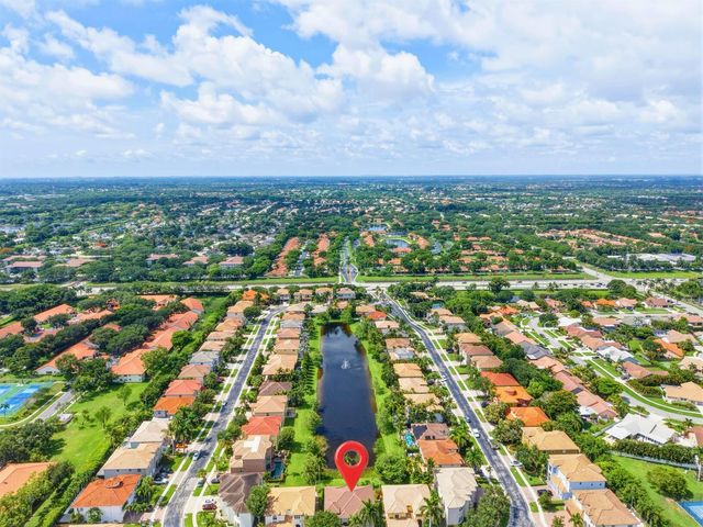 9814 Coronado Lake Drive, Boynton Beach, FL 33437