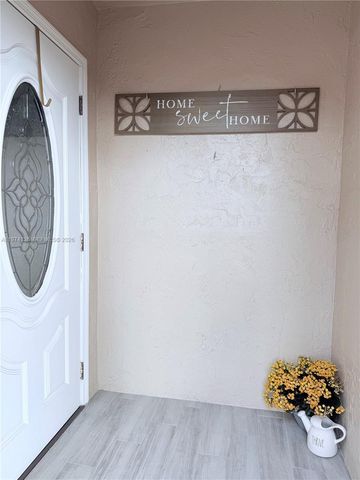 22355 SW 57th Cir, Boca Raton, FL 33428