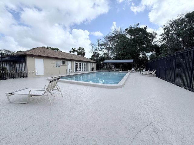 22355 SW 57th Cir, Boca Raton, FL 33428