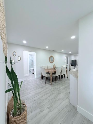 22355 SW 57th Cir, Boca Raton, FL 33428