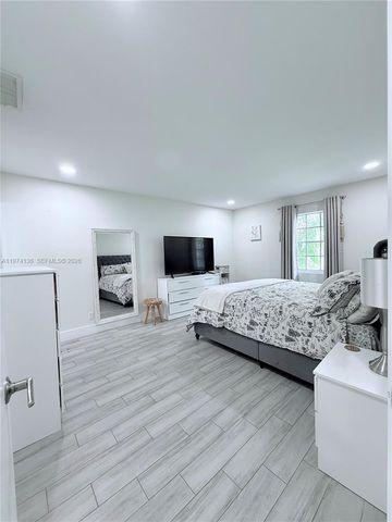 22355 SW 57th Cir, Boca Raton, FL 33428