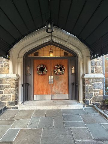 10 Nosband Avenue 5G, White Plains, NY 10605