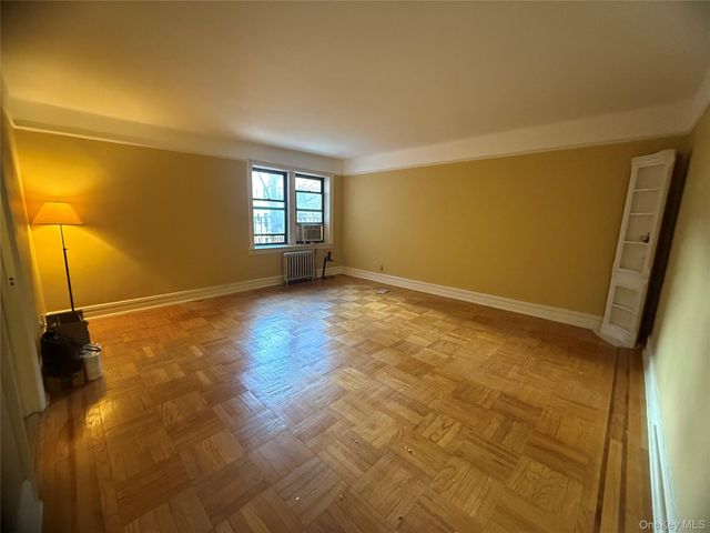 10 Nosband Avenue 5G, White Plains, NY 10605