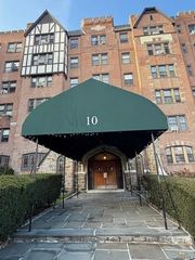 10 Nosband Avenue 5G, White Plains, NY 10605