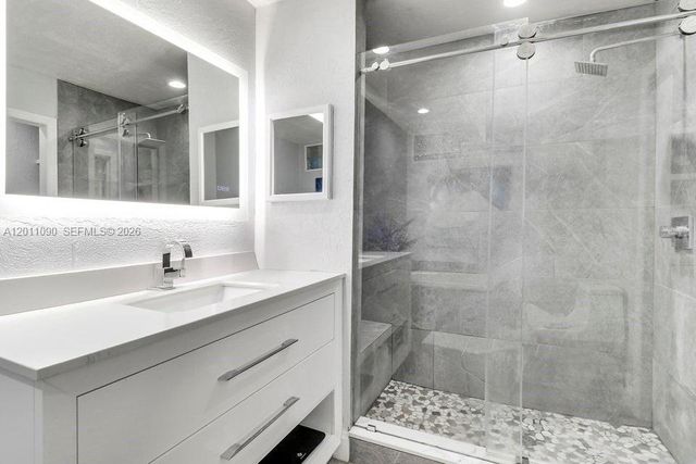 19049 SE Robert Drive, Jupiter, FL 33469