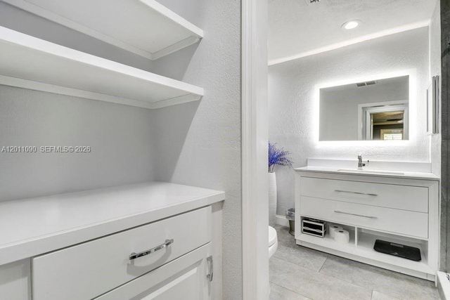 19049 SE Robert Drive, Jupiter, FL 33469