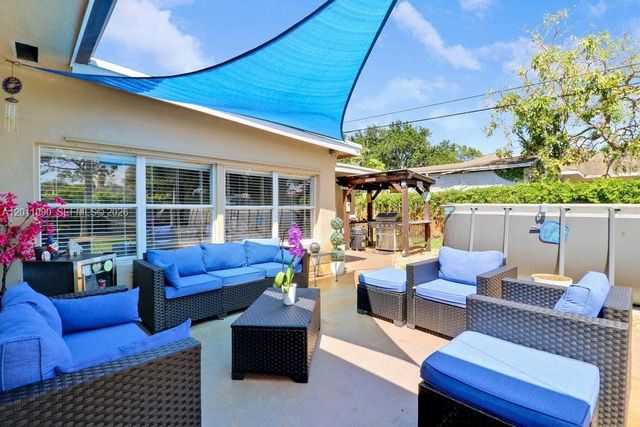 19049 SE Robert Drive, Jupiter, FL 33469