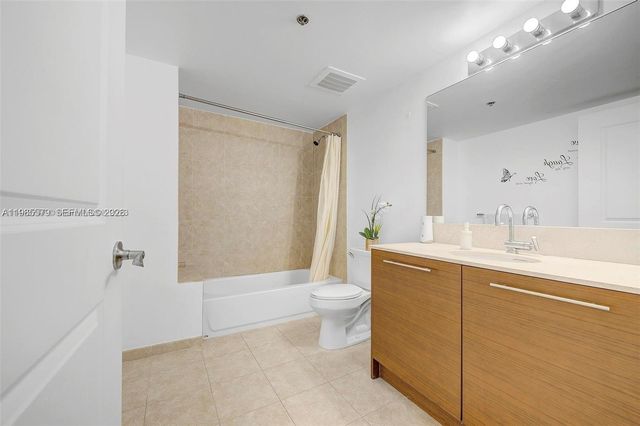 2681 N Flamingo Road 1201S, Sunrise, FL 33323