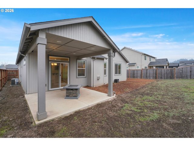 1981 S 59TH St, Springfield, OR 97478