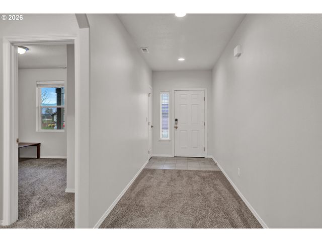 1981 S 59TH St, Springfield, OR 97478