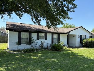 431 Crockett Street, Channelview, TX 77530