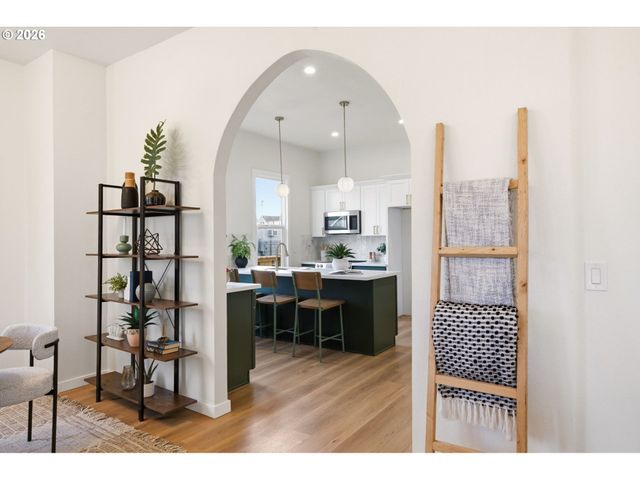 6221 Se 83RD Ave, Portland, OR 97266