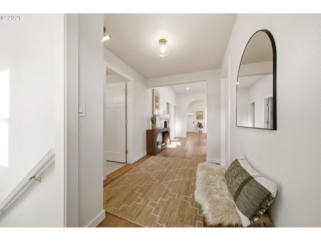 6221 Se 83RD Ave, Portland, OR 97266