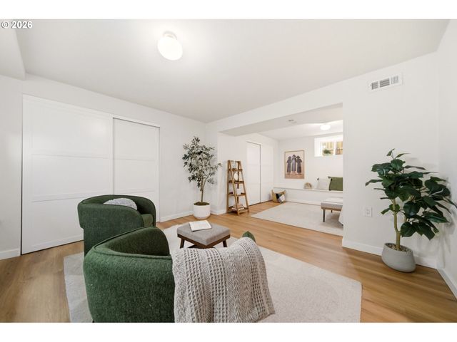 6221 Se 83RD Ave, Portland, OR 97266