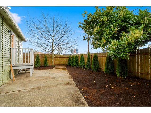 6221 Se 83RD Ave, Portland, OR 97266