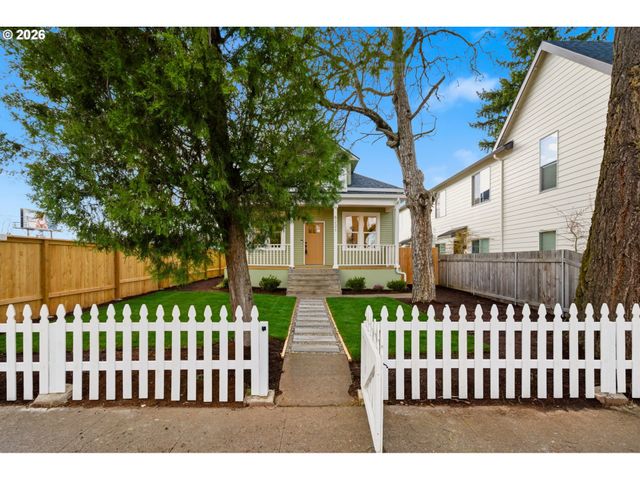 6221 Se 83RD Ave, Portland, OR 97266