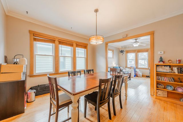 5055 W Argyle Street, Chicago, IL 60630