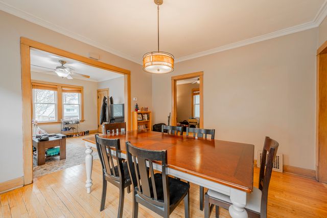 5055 W Argyle Street, Chicago, IL 60630