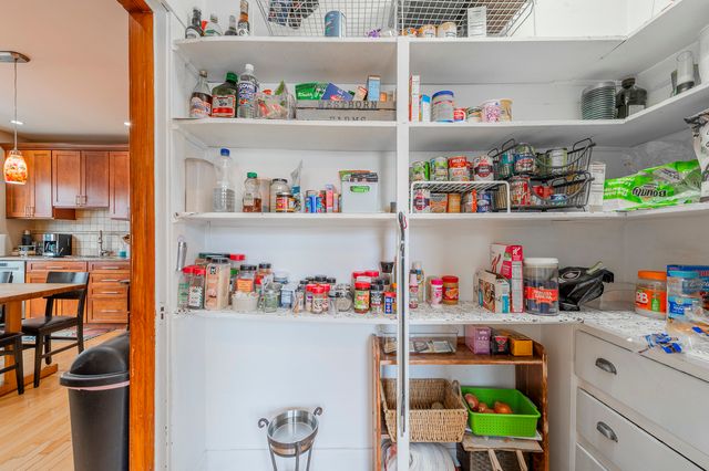 5055 W Argyle Street, Chicago, IL 60630