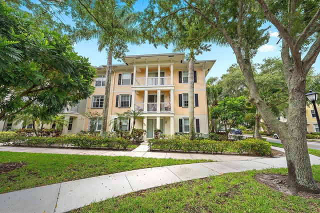 275 Murcia Drive 202, Jupiter, FL 33458