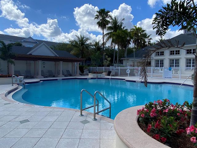 275 Murcia Drive 202, Jupiter, FL 33458