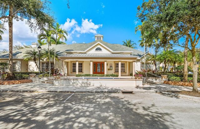 275 Murcia Drive 202, Jupiter, FL 33458