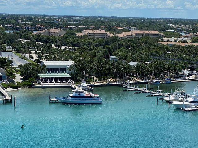 275 Murcia Drive 202, Jupiter, FL 33458