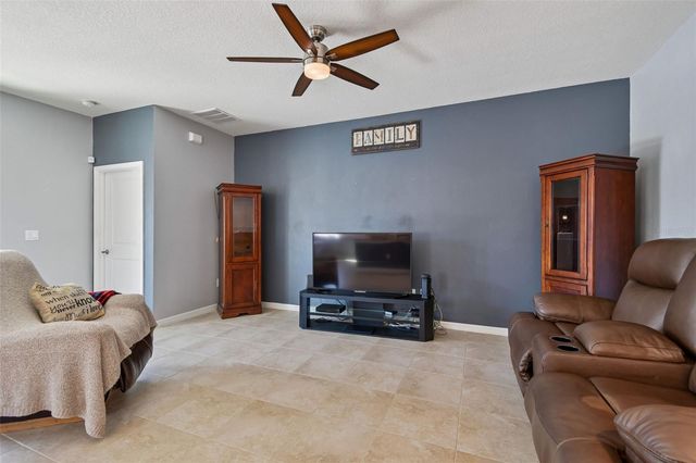 11525 STORYWOOD DRIVE, Riverview, FL 33578