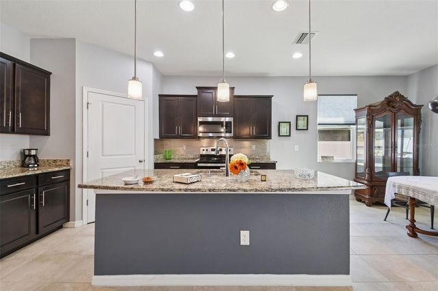 11525 STORYWOOD DRIVE, Riverview, FL 33578