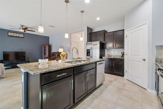 11525 STORYWOOD DRIVE, Riverview, FL 33578