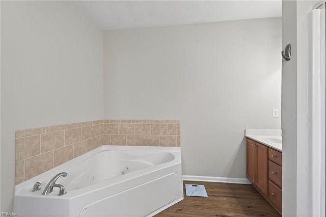 2534 Golden Maple DR, Suffolk, VA 23434