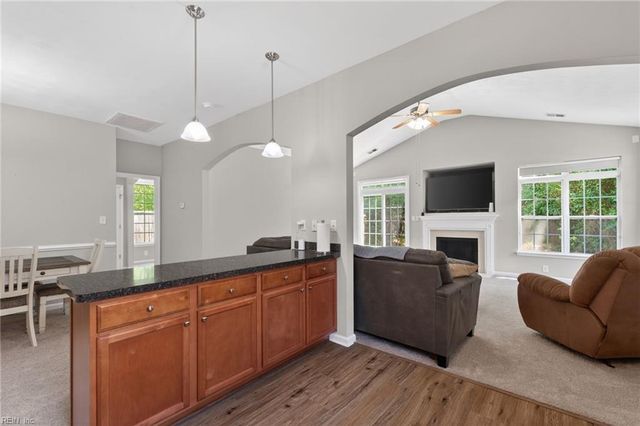 2534 Golden Maple DR, Suffolk, VA 23434