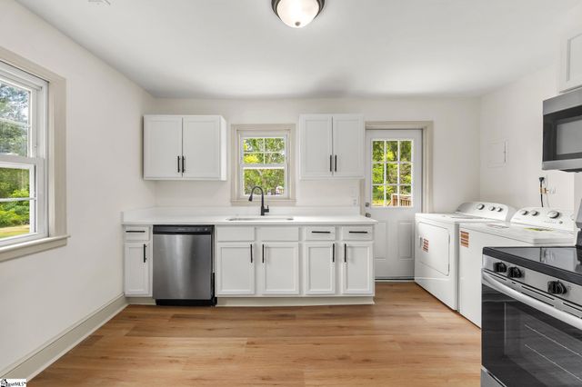 105 Whitener Avenue, Spartanburg, SC 29306