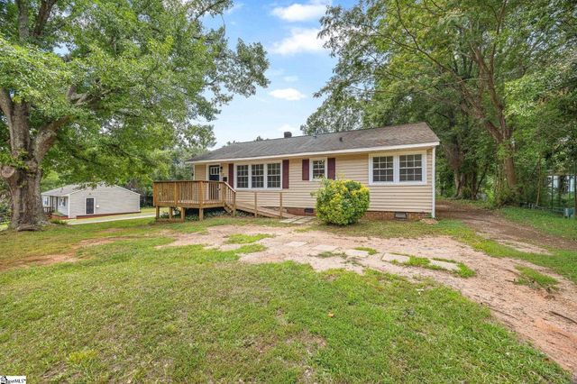 105 Whitener Avenue, Spartanburg, SC 29306