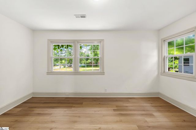 105 Whitener Avenue, Spartanburg, SC 29306