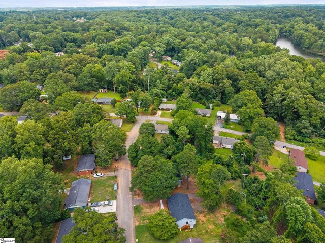 105 Whitener Avenue, Spartanburg, SC 29306