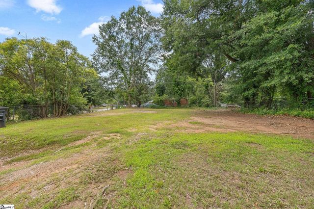 105 Whitener Avenue, Spartanburg, SC 29306