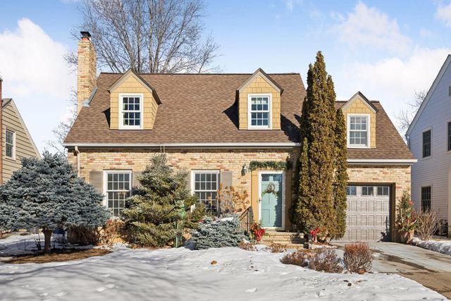 1827 Eleanor Avenue, Saint Paul, MN 55116