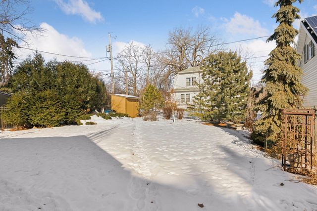 1827 Eleanor Avenue, Saint Paul, MN 55116