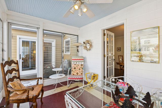 1827 Eleanor Avenue, Saint Paul, MN 55116