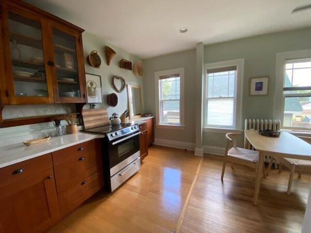 1300 Powderhorn Terrace 28, Minneapolis, MN 55407