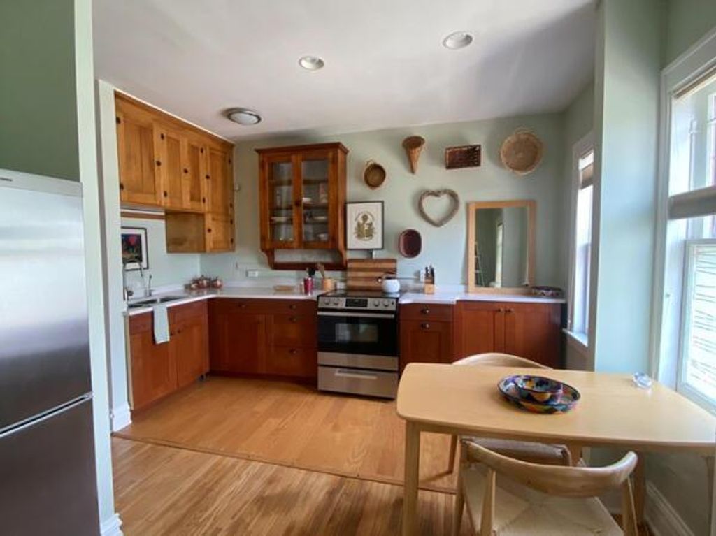 1300 Powderhorn Terrace 28, Minneapolis, MN 55407